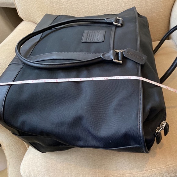 Coach XL Travel Shoulder Tote - Picture 10 of 15